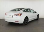 Tesla Model 3 - fotka číslo 4