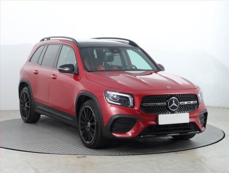 Mercedes GLB - hlavní foto