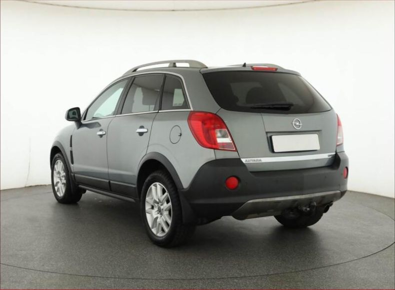 Opel Antara - hlavní fotka