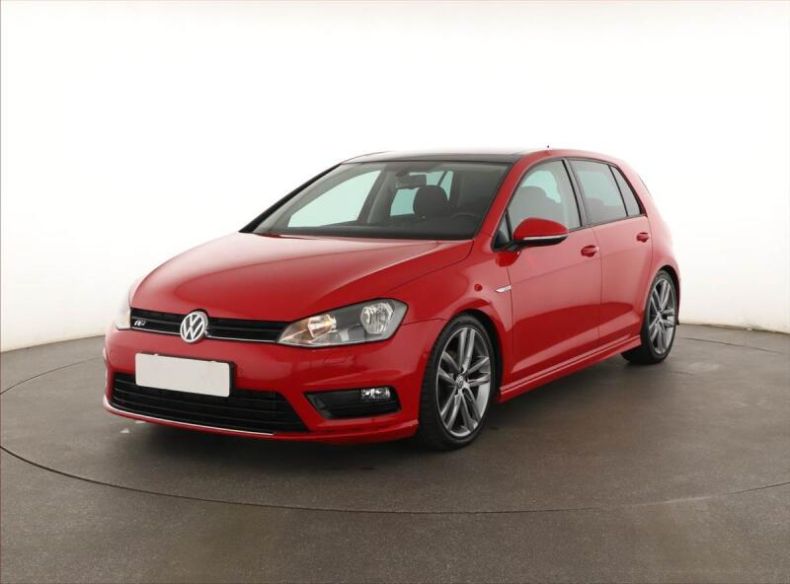 Volkswagen Golf - hlavní foto