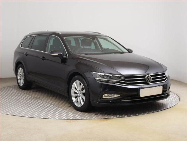 Volkswagen Passat - hlavní fotka inzerátu