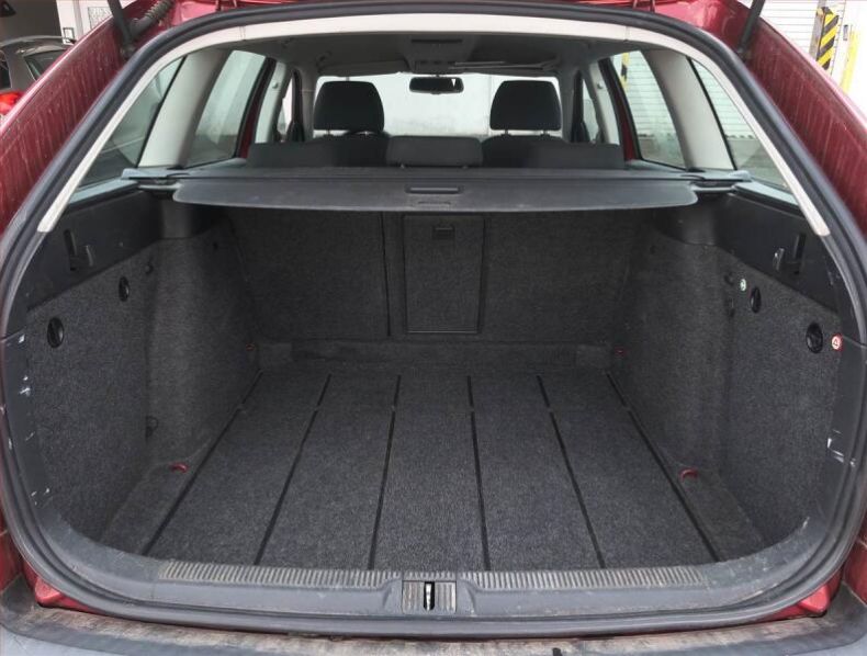 Škoda Octavia - hlavní fotka