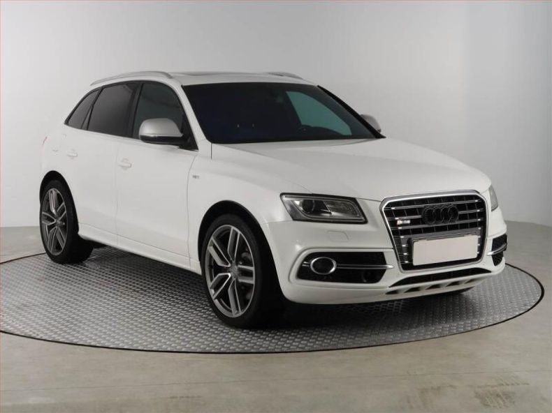 Audi SQ5 - hlavní foto