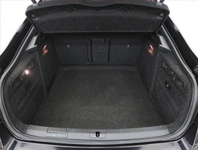 Škoda Superb - hlavní fotka