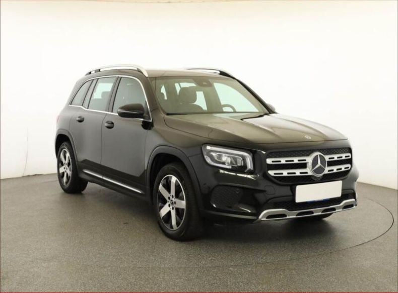 Mercedes GLB - hlavní foto