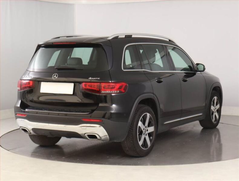Mercedes GLB - hlavní fotka