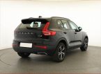Volvo XC40 - fotka číslo 4