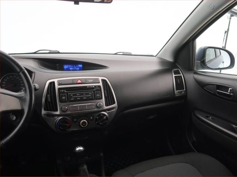 Hyundai i20 - hlavní fotka