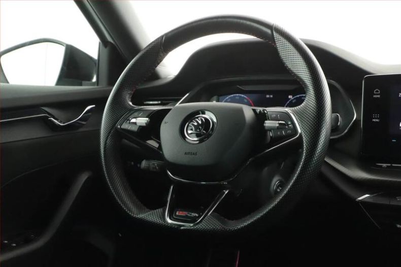 Škoda Octavia - hlavní fotka