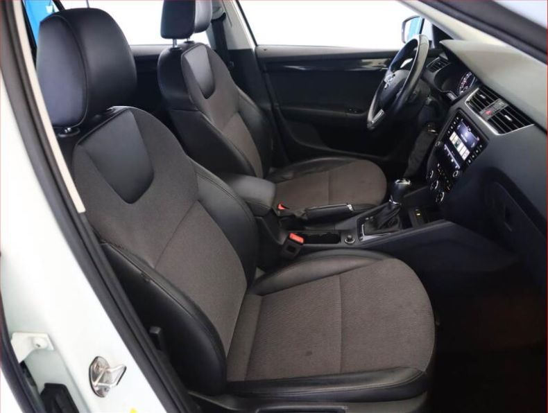 Škoda Octavia - hlavní fotka