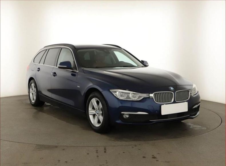 BMW Řada 3 - hlavní foto