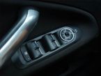 Ford Mondeo - fotka číslo 14