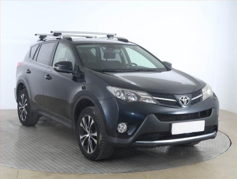 Toyota RAV 4 - hlavní foto