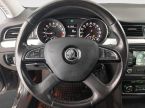 Škoda Superb - fotka číslo 15