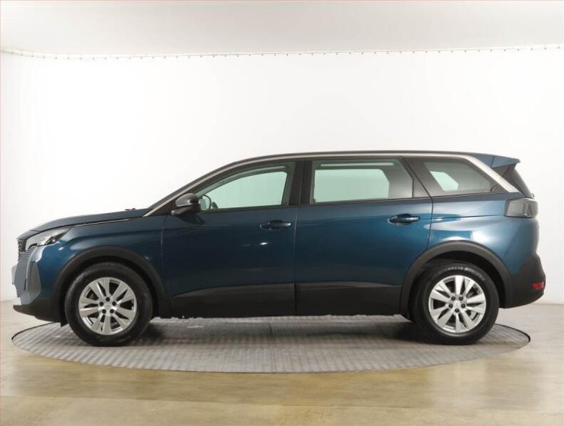 Peugeot 5008 - hlavní fotka