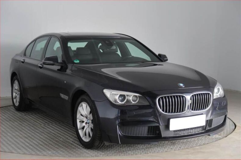 BMW Řada 7 - hlavní foto