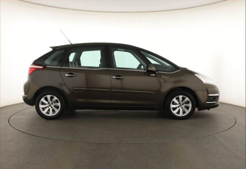 Citroën C4 Picasso - hlavní fotka