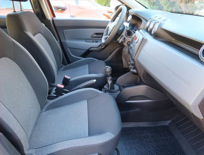 Dacia Duster - hlavní fotka