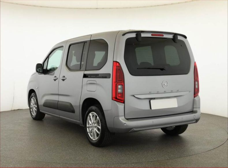 Opel Combo - hlavní fotka