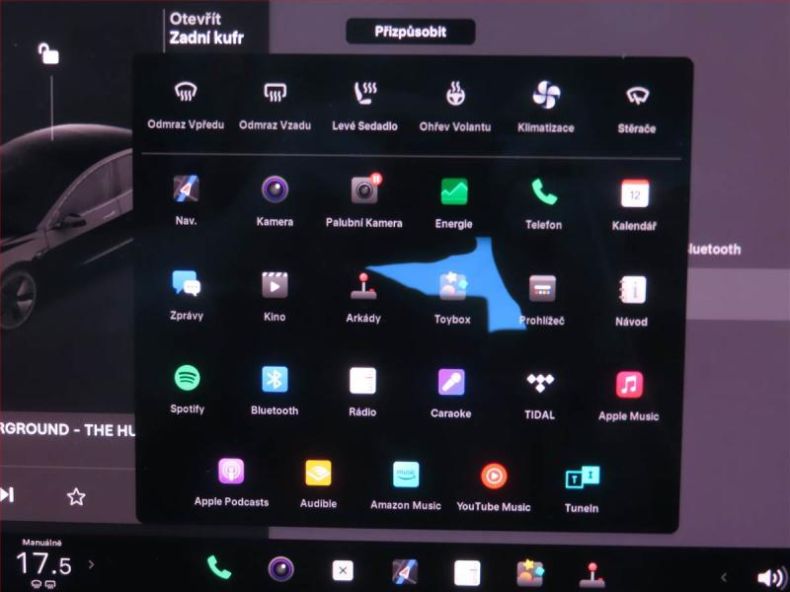 Tesla Model 3 - hlavní fotka