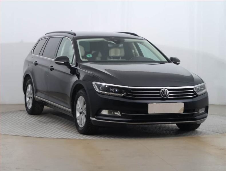 Volkswagen Passat - hlavní foto