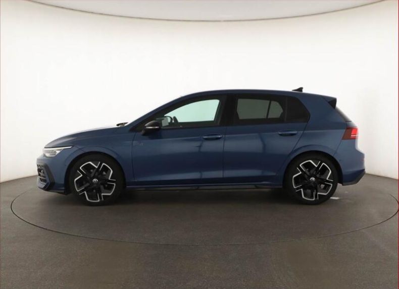 Volkswagen Golf - hlavní fotka