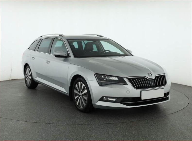 Škoda Superb - hlavní fotka inzerátu