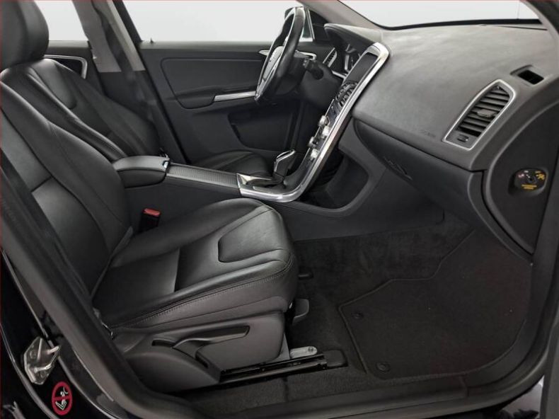 Volvo XC60 - hlavní fotka
