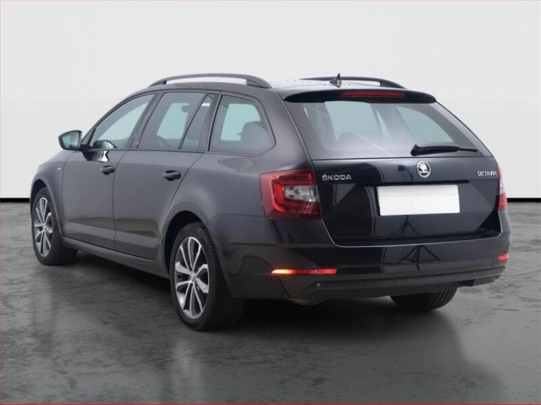 Škoda Octavia - hlavní fotka