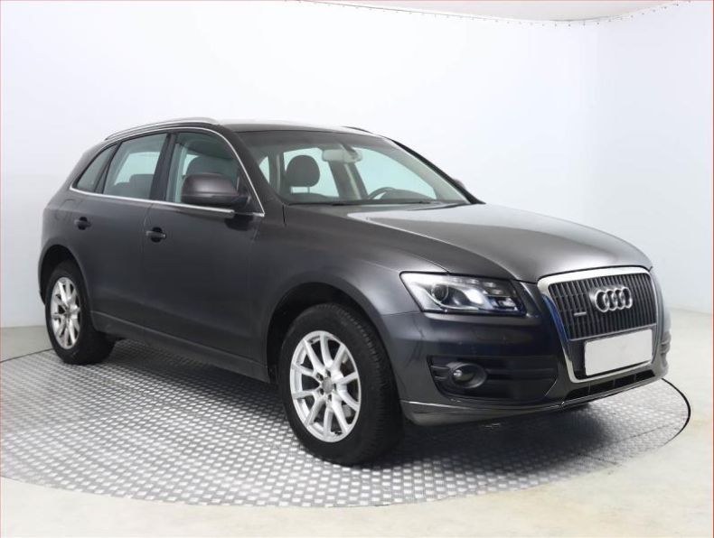 Audi Q5 - hlavní foto