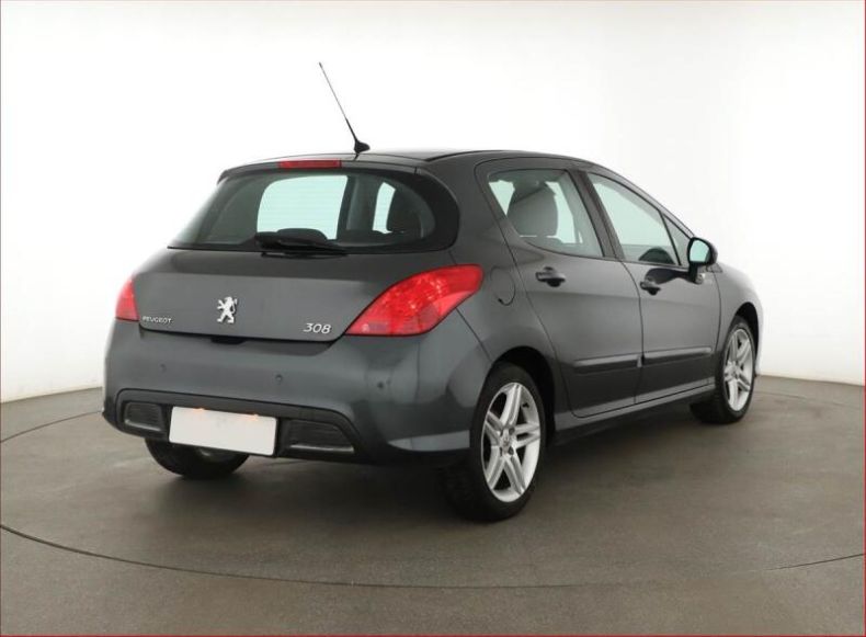 Peugeot 308 - hlavní fotka