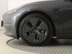Tesla Model 3 - fotka číslo 13