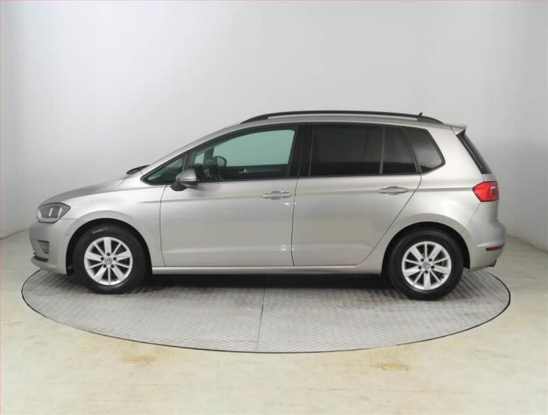 Volkswagen Golf - hlavní fotka