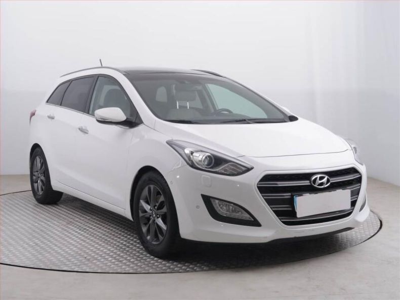 Hyundai i30 - hlavní foto