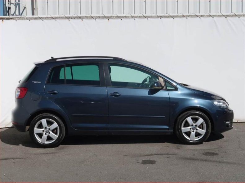 Volkswagen Golf - hlavní fotka