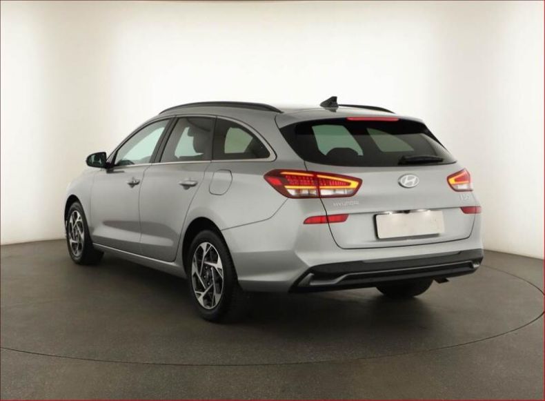 Hyundai i30 - hlavní fotka
