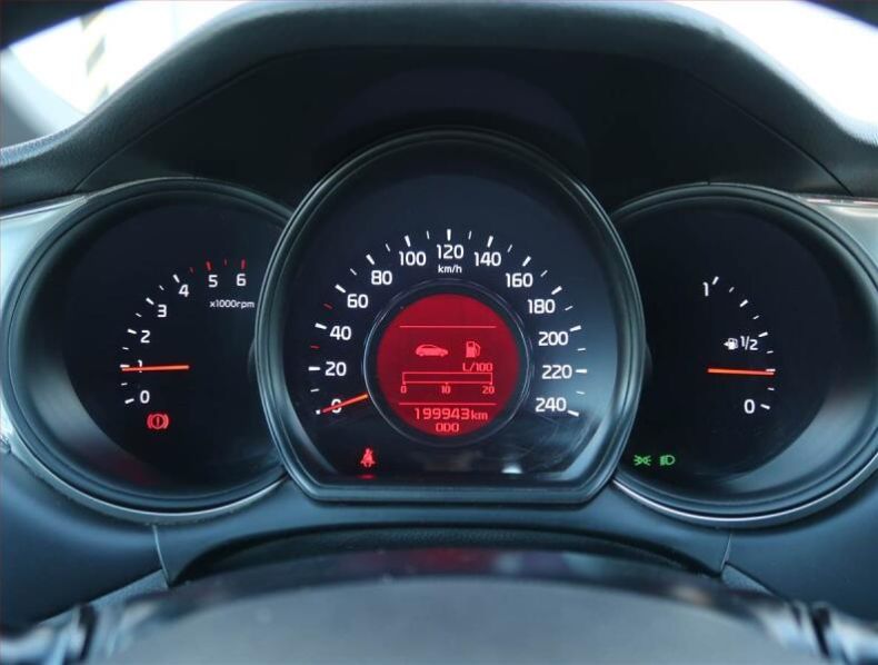 Kia Cee'd - hlavní fotka