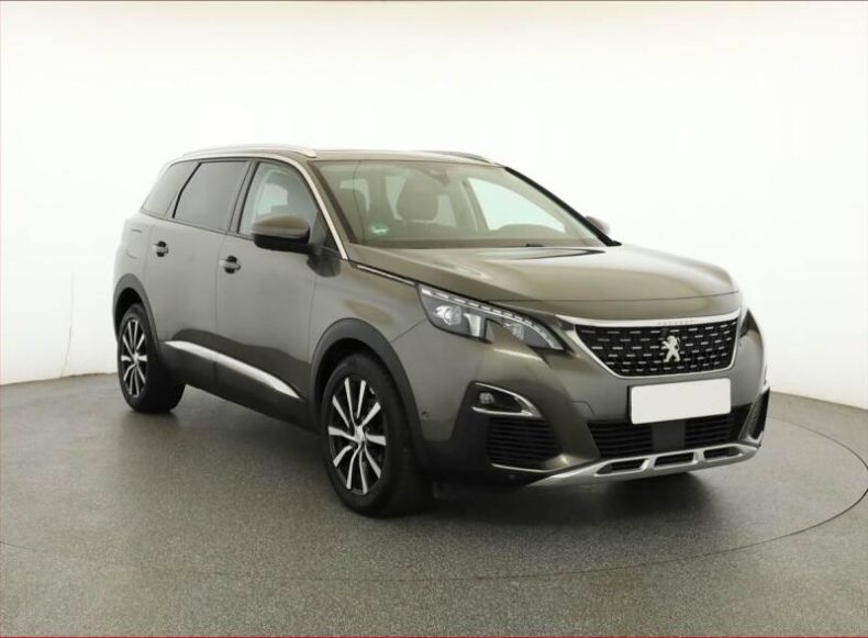Peugeot 5008 - hlavní foto