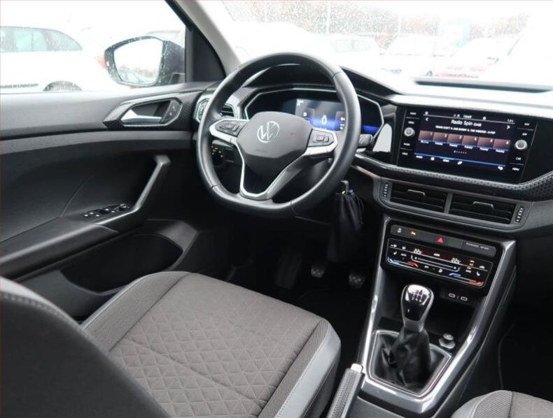 Volkswagen T-CROSS - hlavní fotka