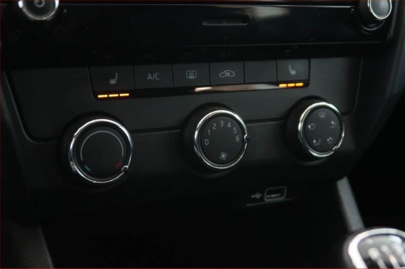 Škoda Octavia - hlavní fotka