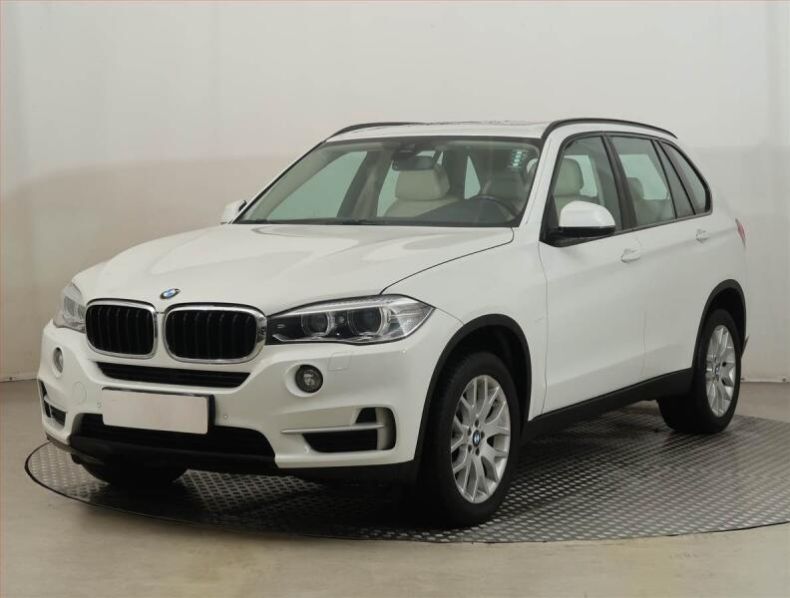 BMW X5 - hlavní fotka