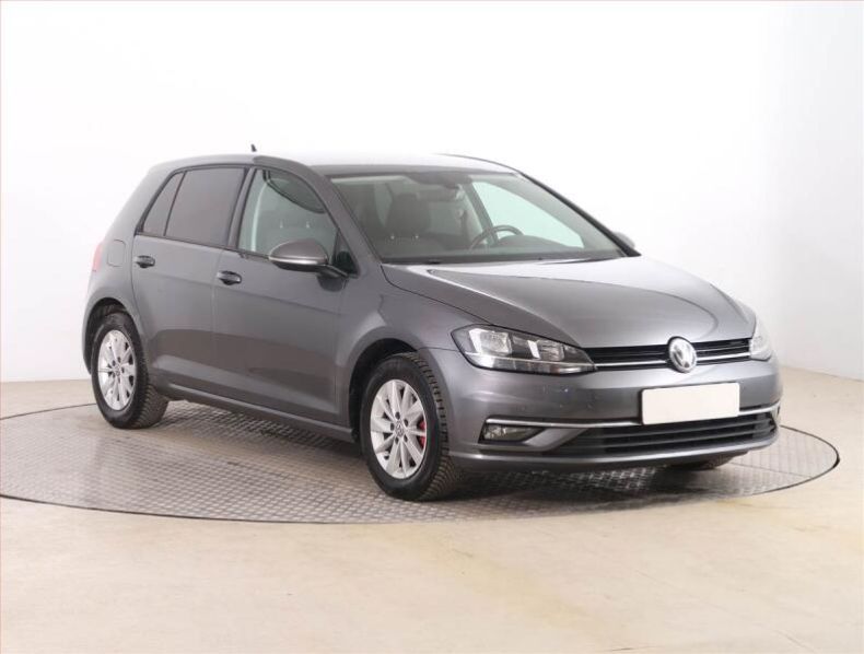 Volkswagen Golf - hlavní fotka inzerátu
