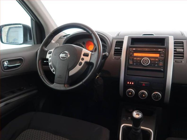 Nissan X-Trail - hlavní fotka inzerátu
