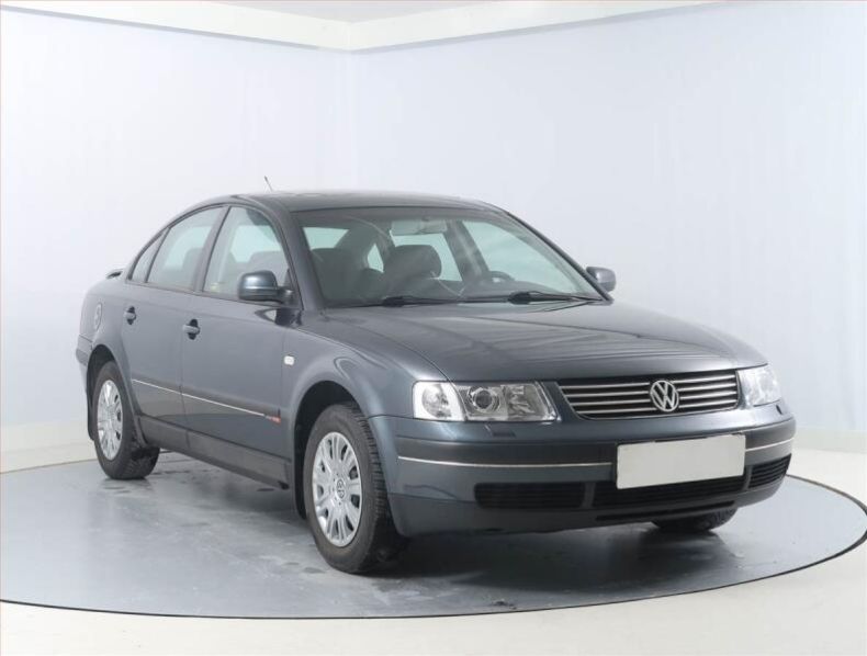 Volkswagen Passat - hlavní foto