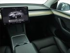 Tesla Model Y - fotka číslo 7