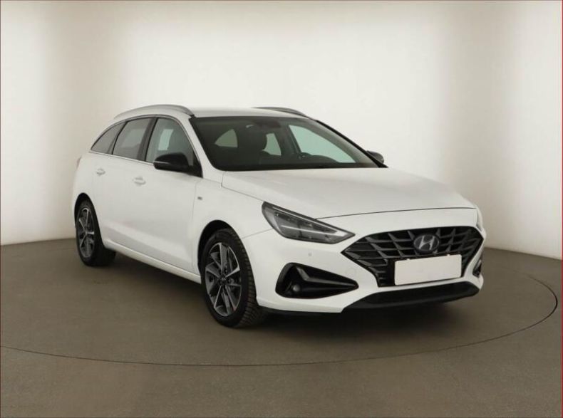 Hyundai i30 - hlavní foto