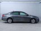 Volkswagen Jetta - fotka číslo 5