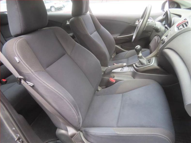 Honda Civic - hlavní fotka