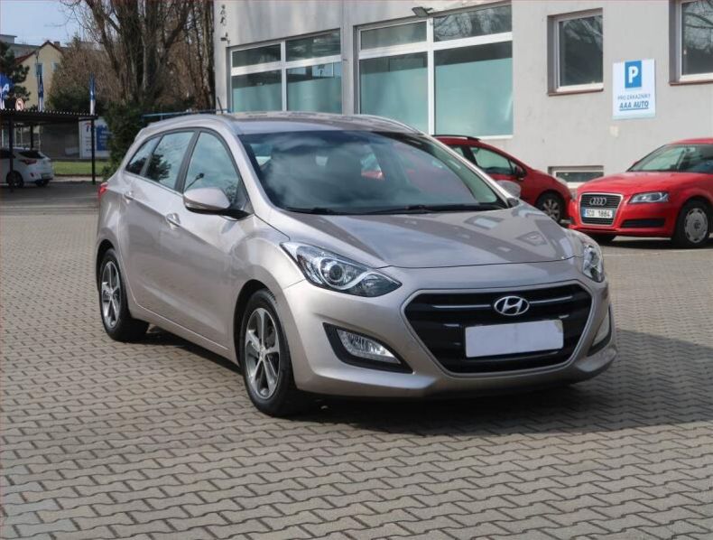 Hyundai i30 - hlavní fotka inzerátu