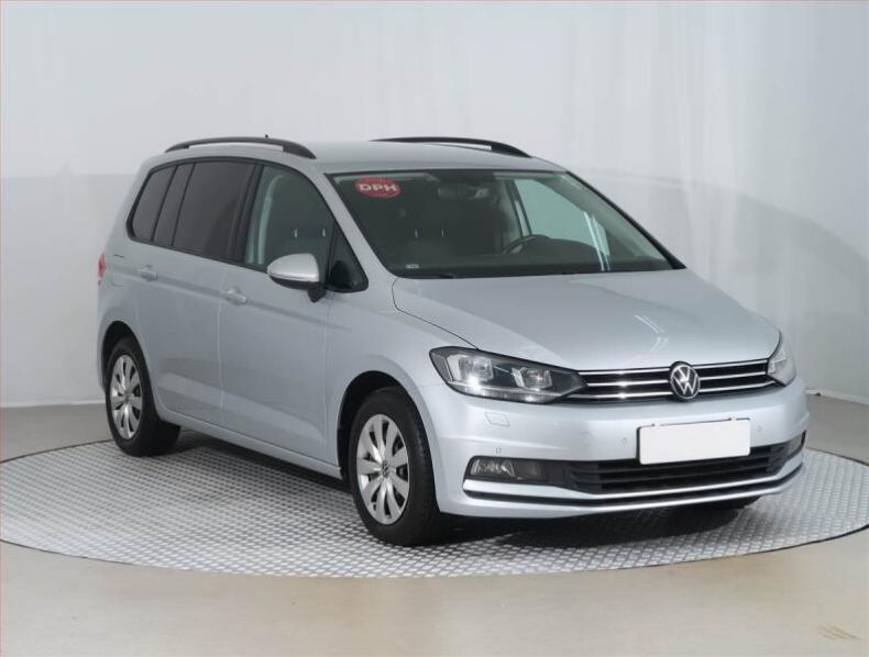 Volkswagen Touran - hlavní foto